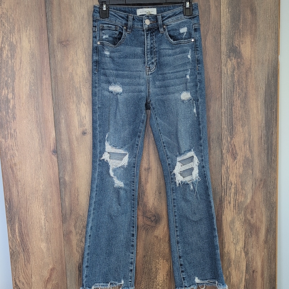 Risen RDP5712 Cropped Frayed Flare Button Fly Distressed Flare Jeans 1/25   Q123